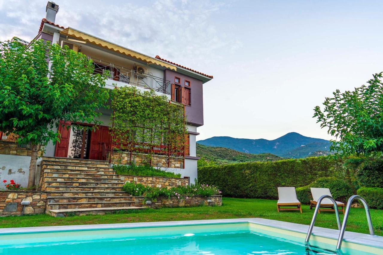Chariklia'S House With Private Pool Villa Káto Lekhónia Екстериор снимка